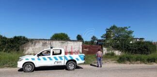 La Policía sorprendió a dos sujetos en pleno acto delictivo