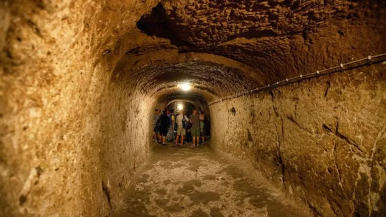 La ciudad subterránea más profunda del mundo está en Turquía, a 85 metros bajo tierra