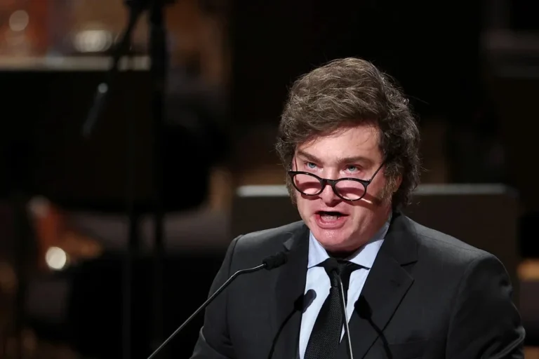 Milei: “La caída de la inflación explica por qué la casta está tirando con todo”