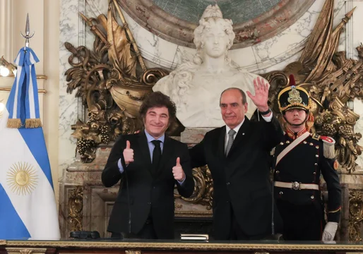 Milei tomó juramento a Francos como jefe de Gabinete