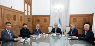 Diego Santilli reunió a tres gobernadores clave para sumar voluntades a las reformas de Milei en el Congreso