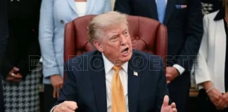 Trump advirtió a Irán que debe elegir entre un acuerdo o la rendición total