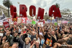 La bronca contra Milei recorrió las calles