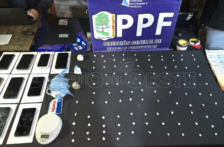 La policía detuvo a cuatro personas y anuló un centro de venta de estupefacientes en el barrio Urbanización España