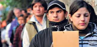 Caen el empleo registrado y el consumo masivo