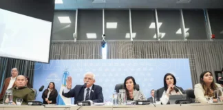 El debate del proyecto de Soberanía tuvo un comienzo complicado