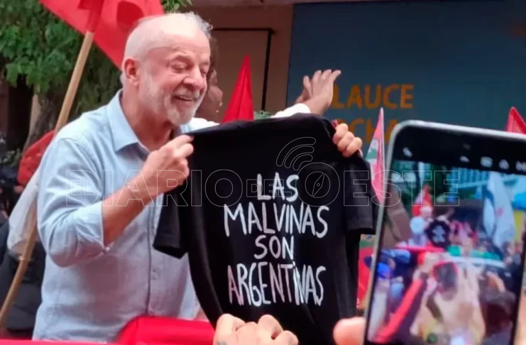 El peronismo se abrazó al triunfo de Lula con la expectativa puesta en 2027