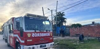 Una mujer sufrió quemaduras tras incendiar su propia vivienda